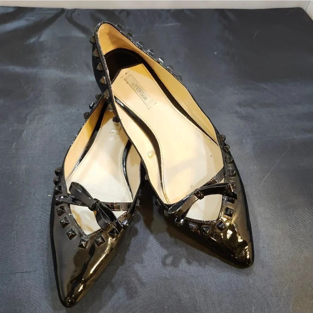 UTERQUE STUDDED TRIM POINTED TOE  SLIP-ON FLAT
